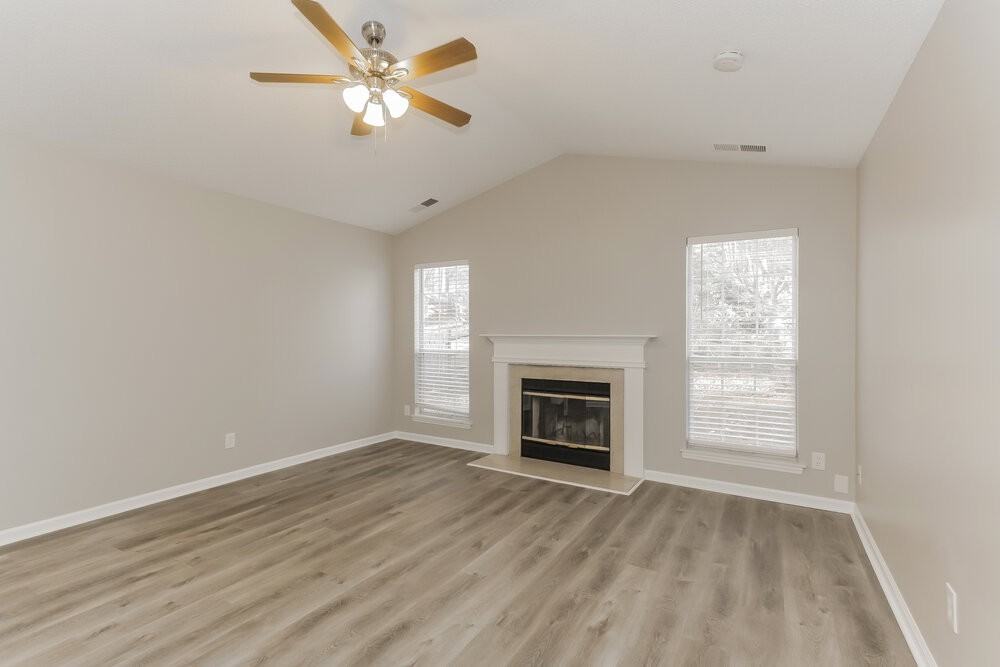 2601 Clarencefield Dr - Photo 5 of 16