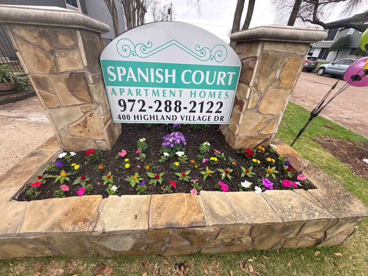 Spanish Court Apartments - Photo 3 of 3