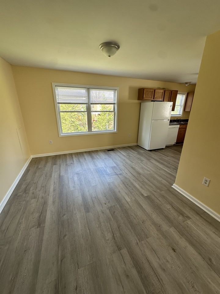 3 Regan Ln #3 - Photo 4 of 11