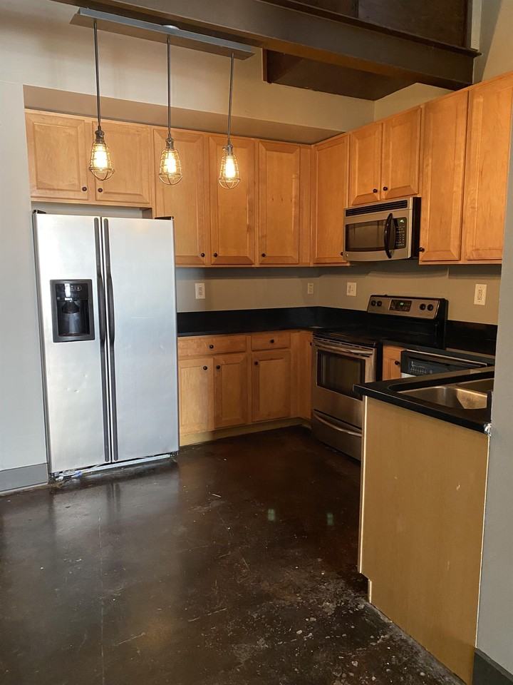 403 S Gay StreetUnit 202 #1 - Photo 6 of 20