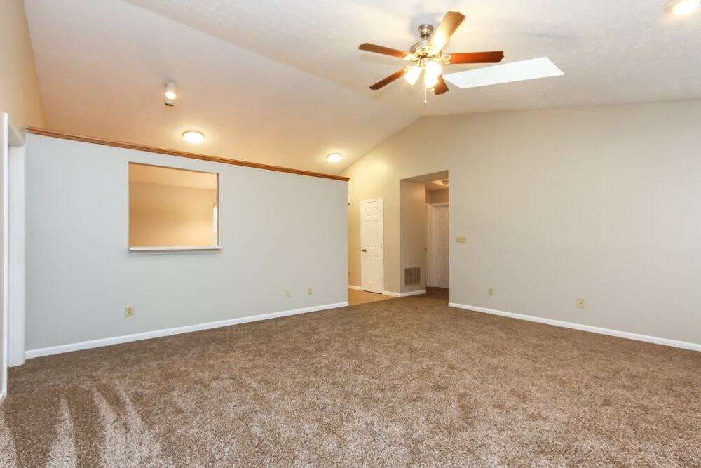 12036 Pepperwood Dr - Photo 4 of 18