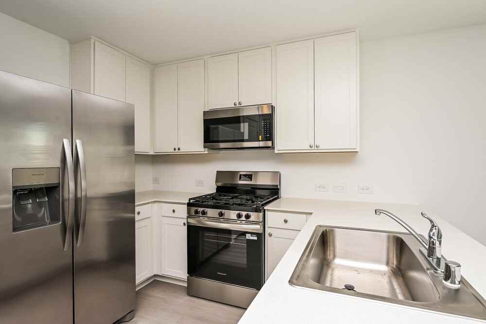 2213 La Vista Ln - Photo 6 of 16