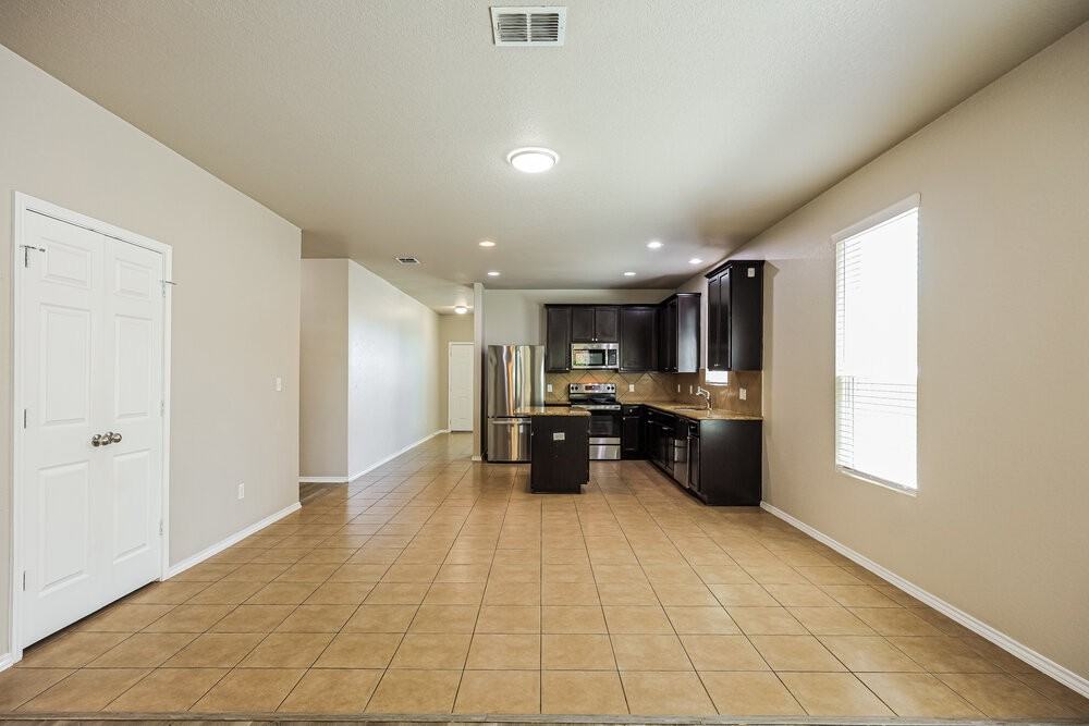 7811 Paraiso Crst - Photo 6 of 16