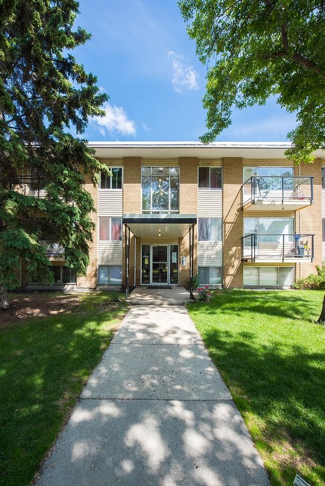 Frisco Apts - Photo 2 of 38