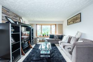 featured image of 152 Stone Church Rd E