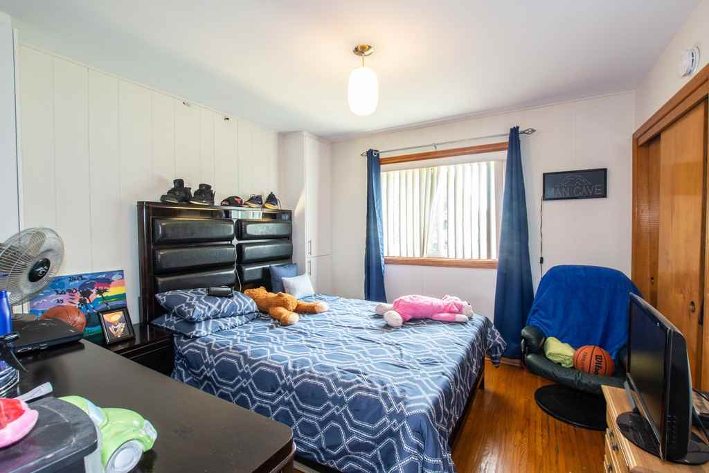 152 Stone Church Rd E - Photo 7 of 14