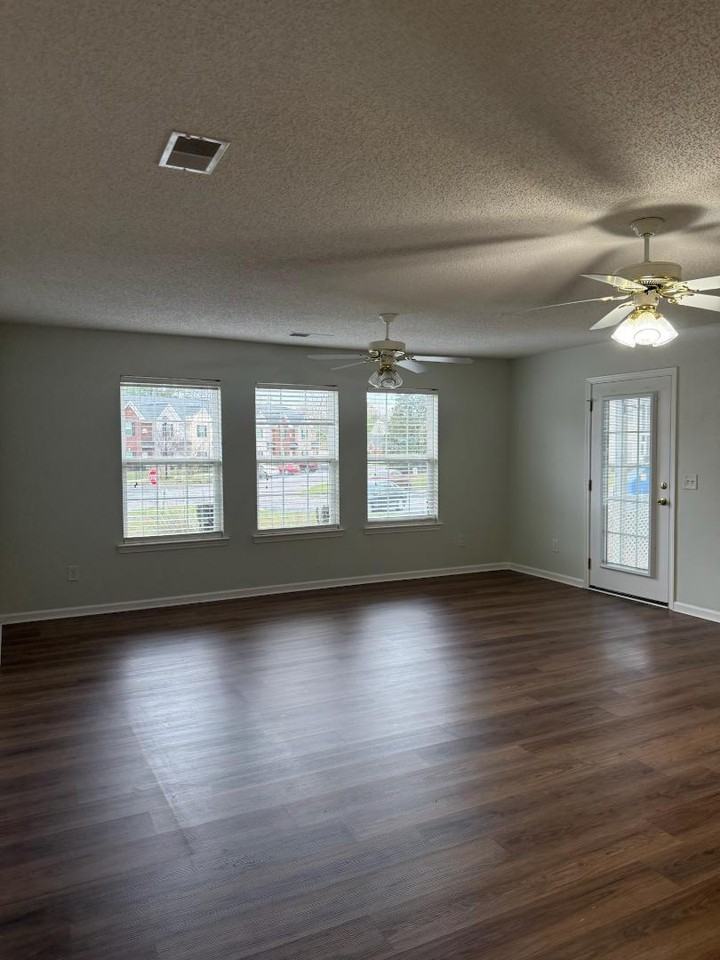 1197 Waxwing Dr - Photo 2 of 20