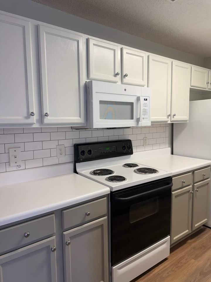 1197 Waxwing Dr - Photo 5 of 20