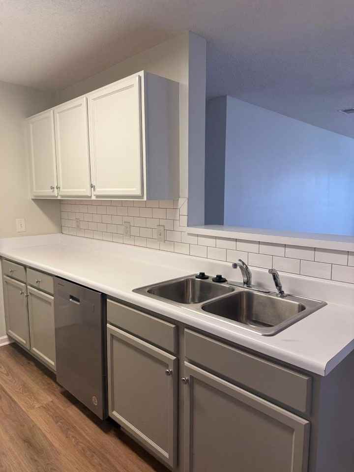 1197 Waxwing Dr - Photo 6 of 20