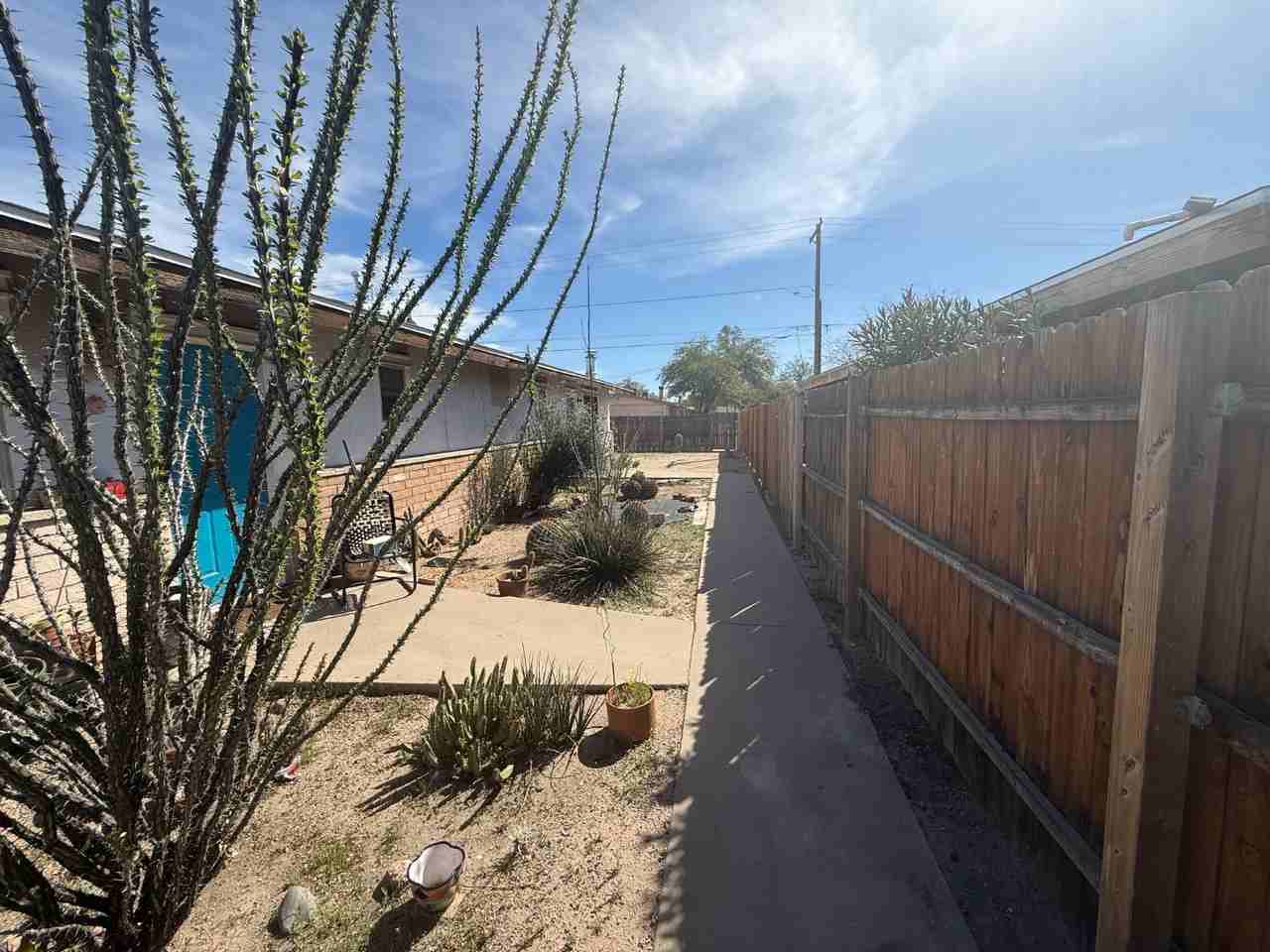 2510 E Eastland St - Photo 5 of 20