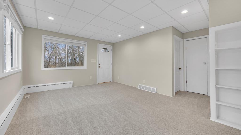 1526 Ontario Ave, Sheboygan - Photo 5 of 10