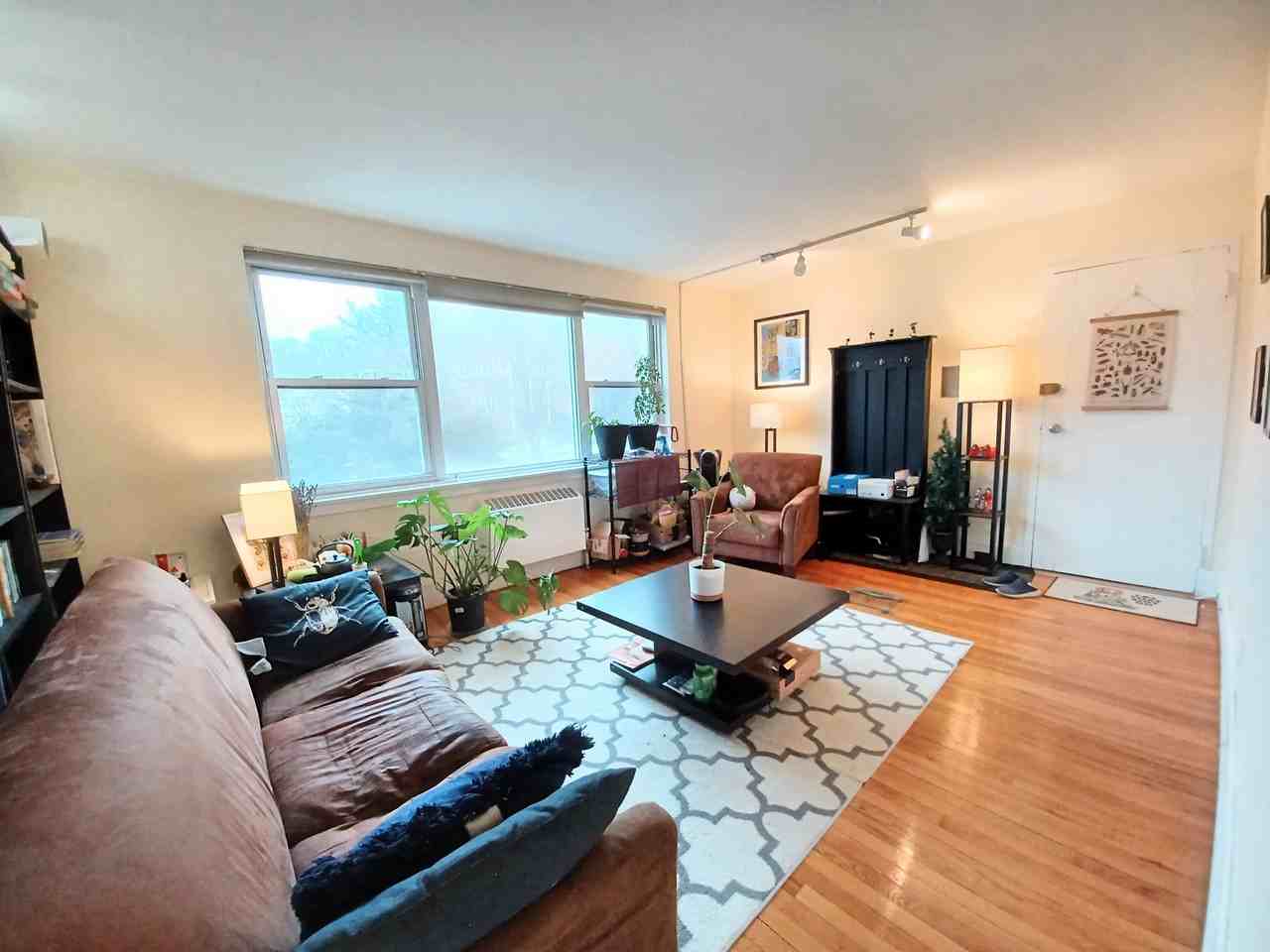 399 Forest Hills Street - Photo 2 of 11