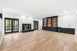 featured image of 125 River Park Dr