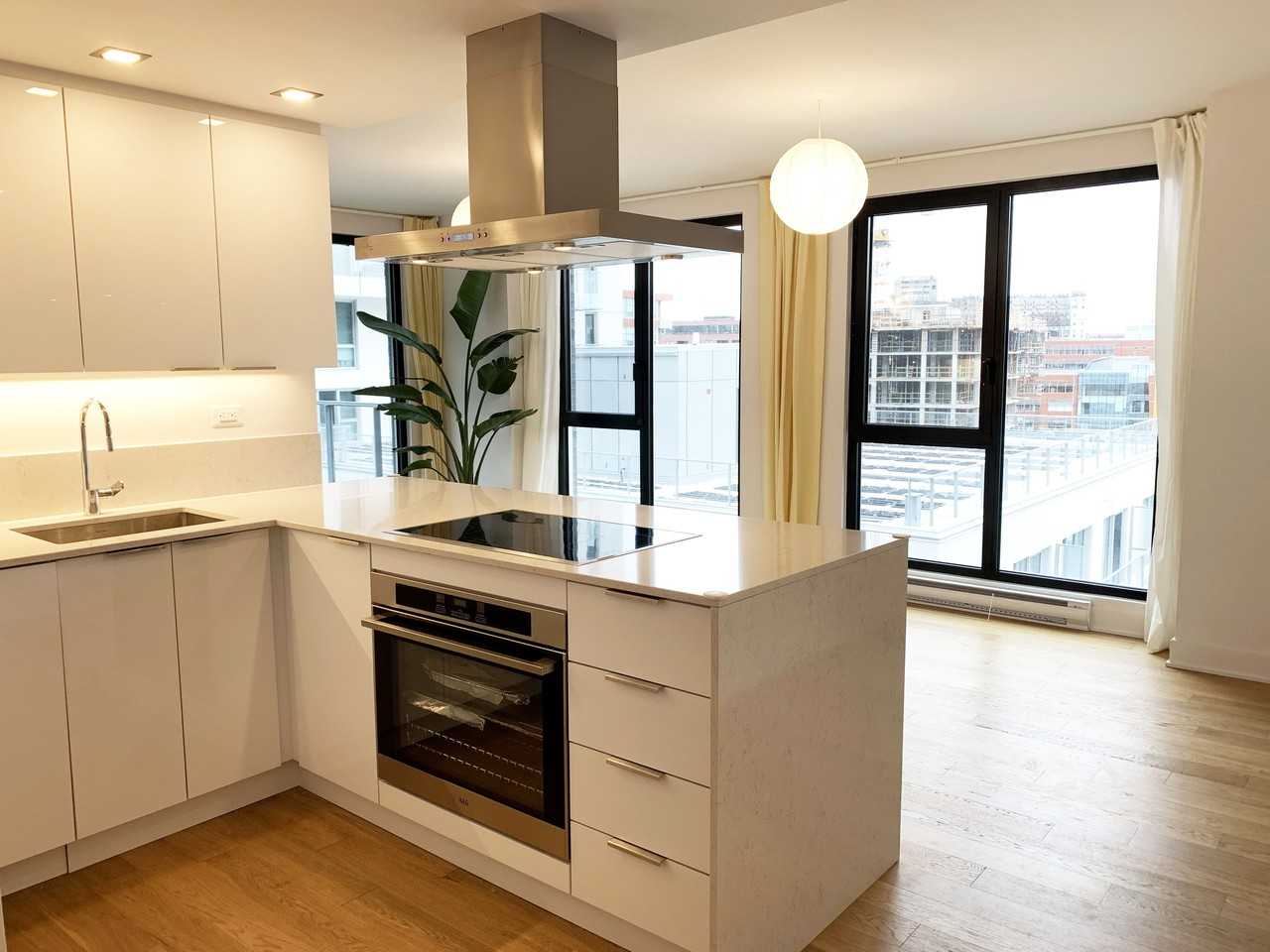 700 Rue Saint-Paul Ouest #702 - Photo 5 of 43