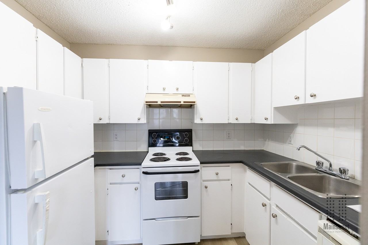 Bankview Place - Photo 5 of 24