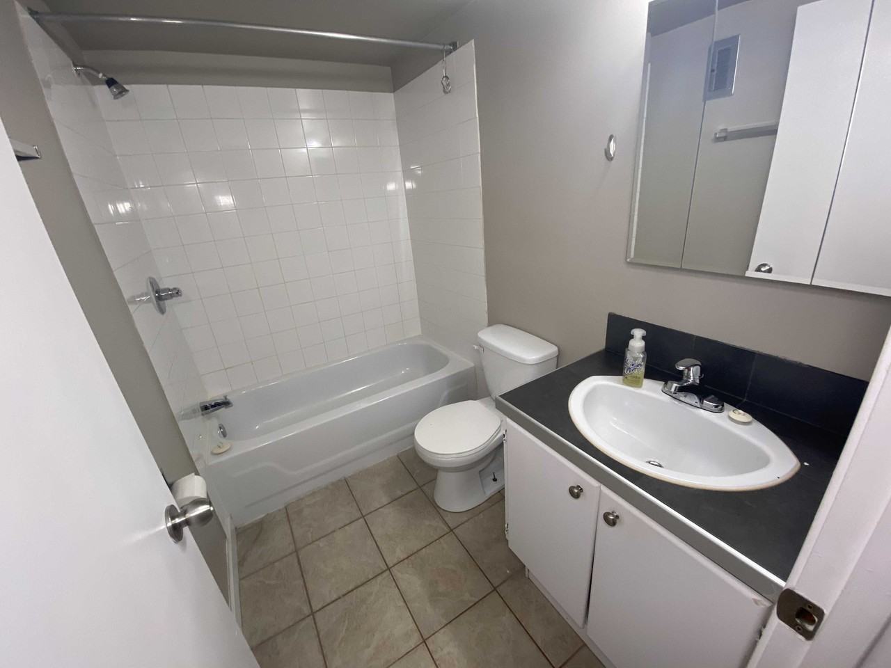 McCam 2 Apartments - Photo 6 of 11