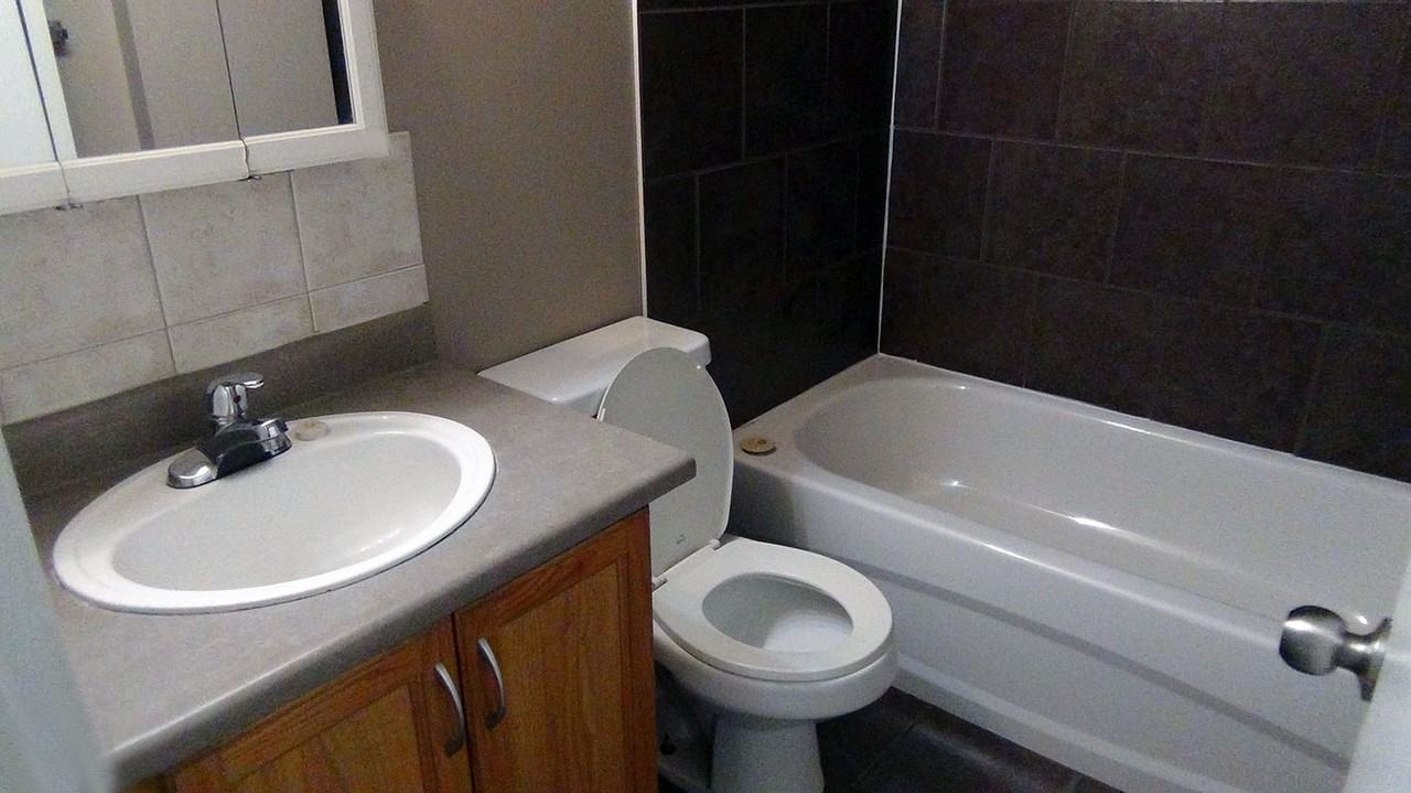 Hansen House - Photo 5 of 15