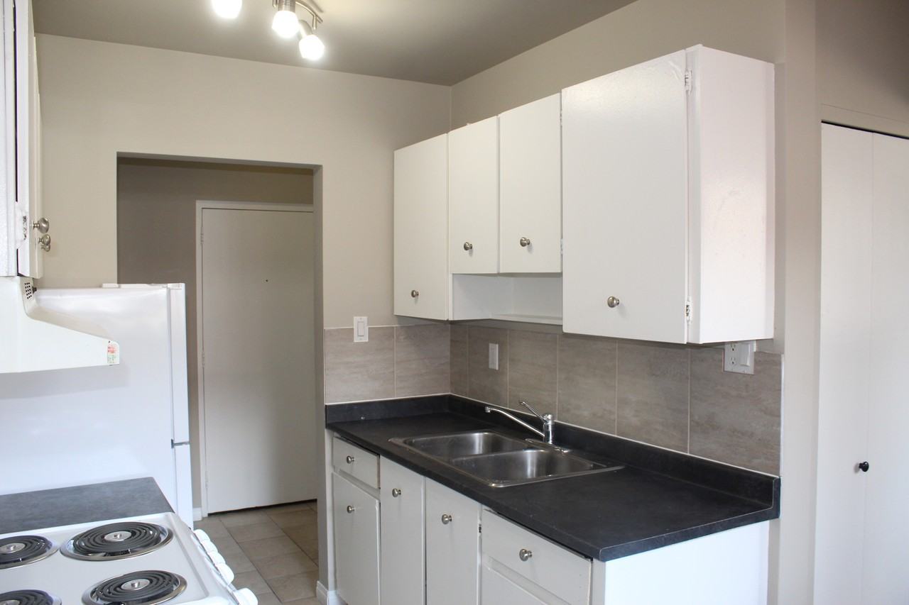 Malibu House - Photo 3 of 13