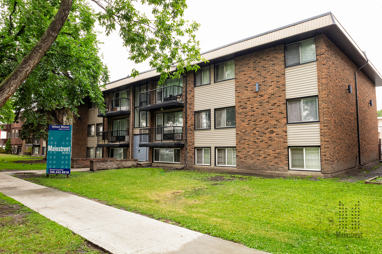 Hilton Manor - Photo 7 of 7