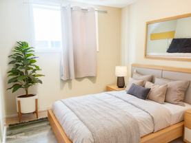 Par 2821 - Photo 1 of 1