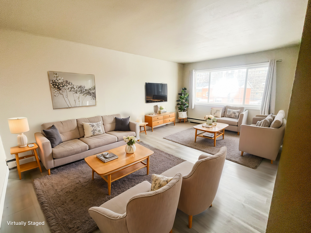 Ret 4039 - Photo 2 of 13