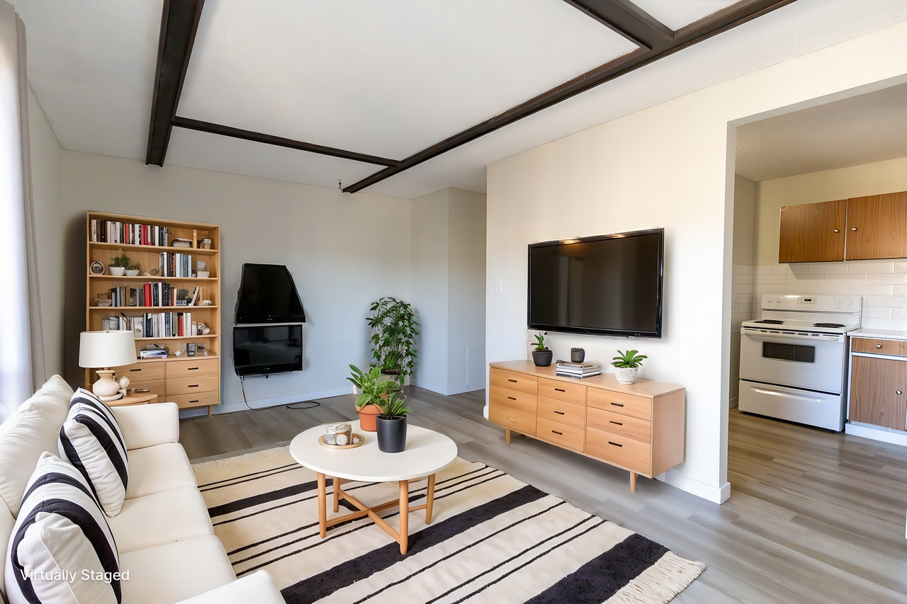 Loftus Manor - Photo 4 of 16