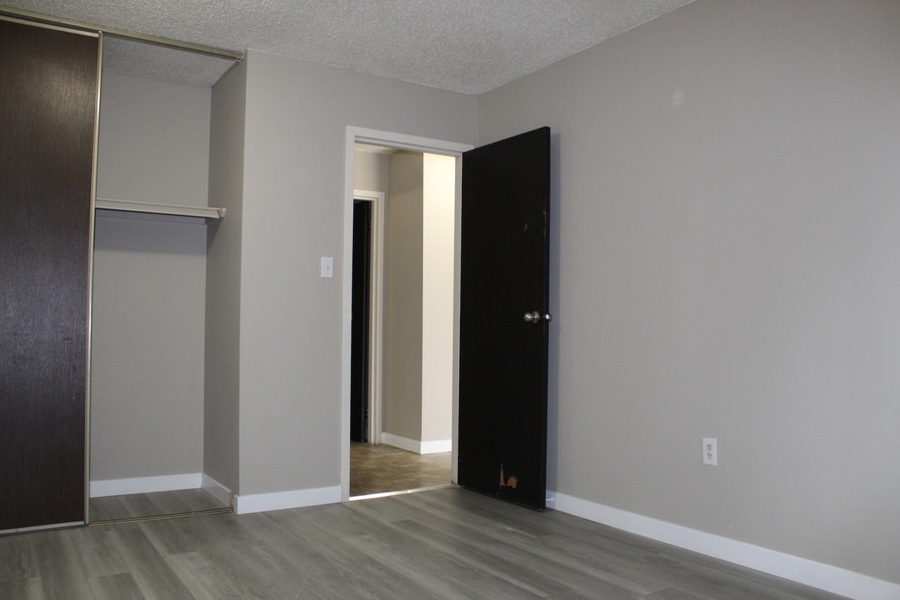 Mainstreet Corner - Photo 6 of 22