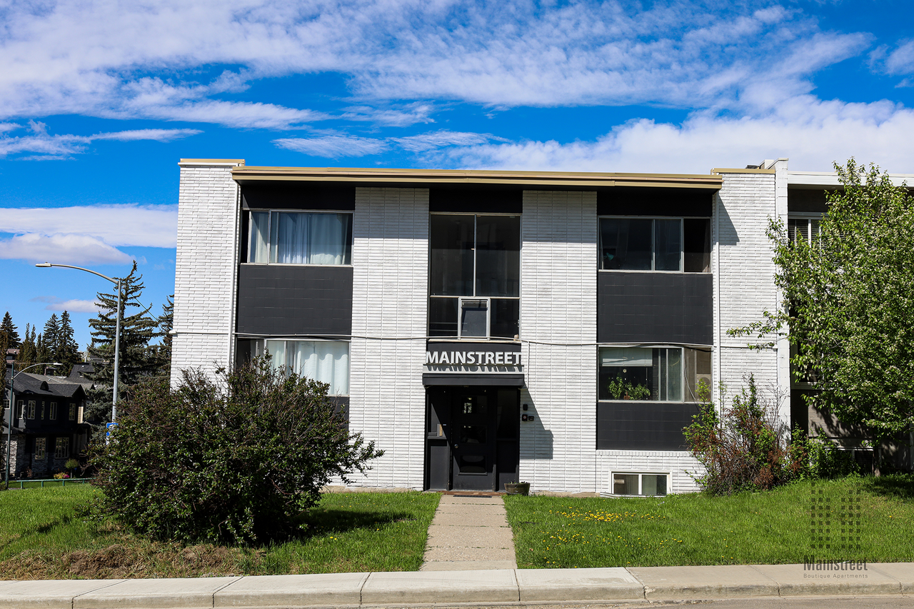 Nazir Manor - Photo 6 of 14