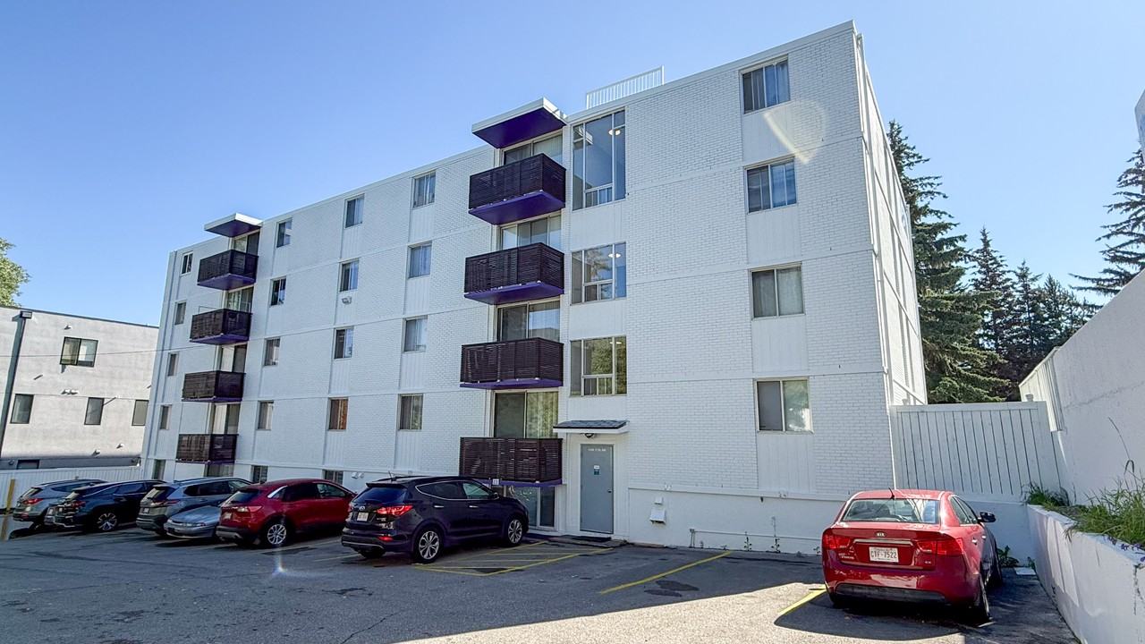 Yarmouth Apartments - Photo 5 of 15