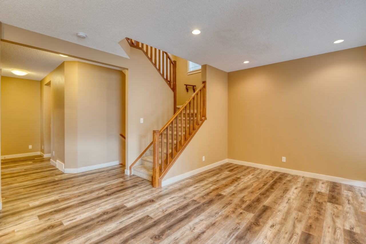 11 Everoak Bay SW, Calgary - N/A - Photo 5 of 25