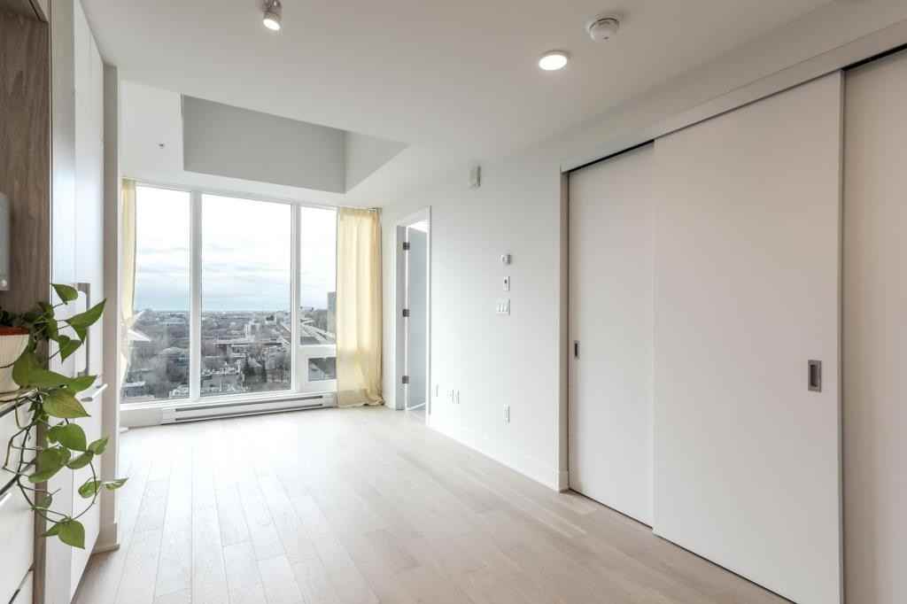 1288 Rue Saint-Antoine Ouest #1611 - Photo 2 of 28