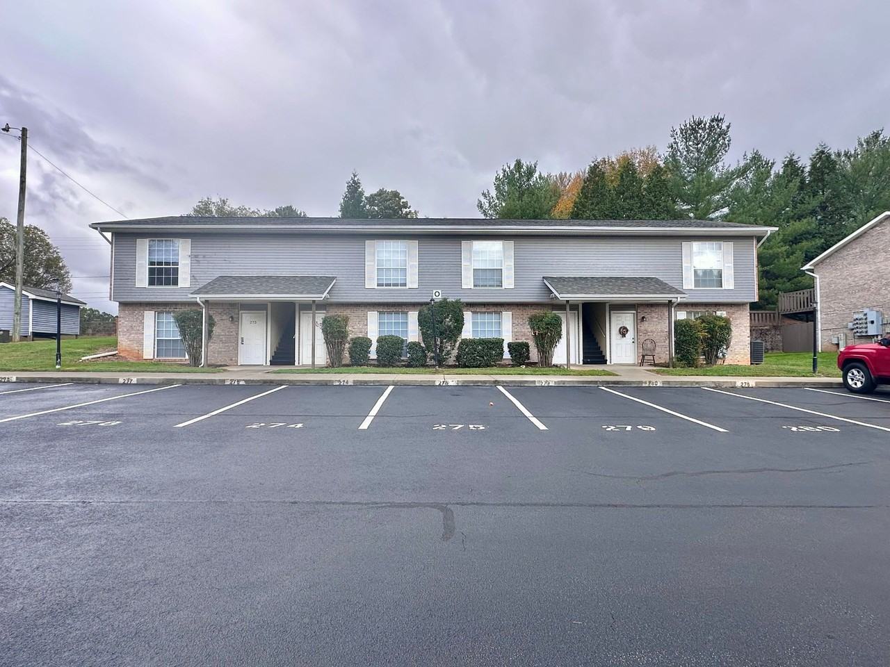 Lakeland Hills Apartment Homes - Photo 3 of 50