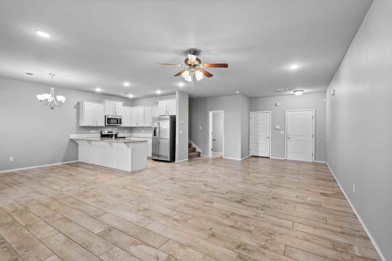 1225 N Sicily Ln #1227 - Photo 7 of 28