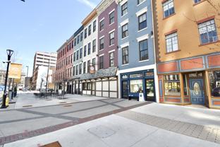 33 E Court St #305 - Photo 1 of 1