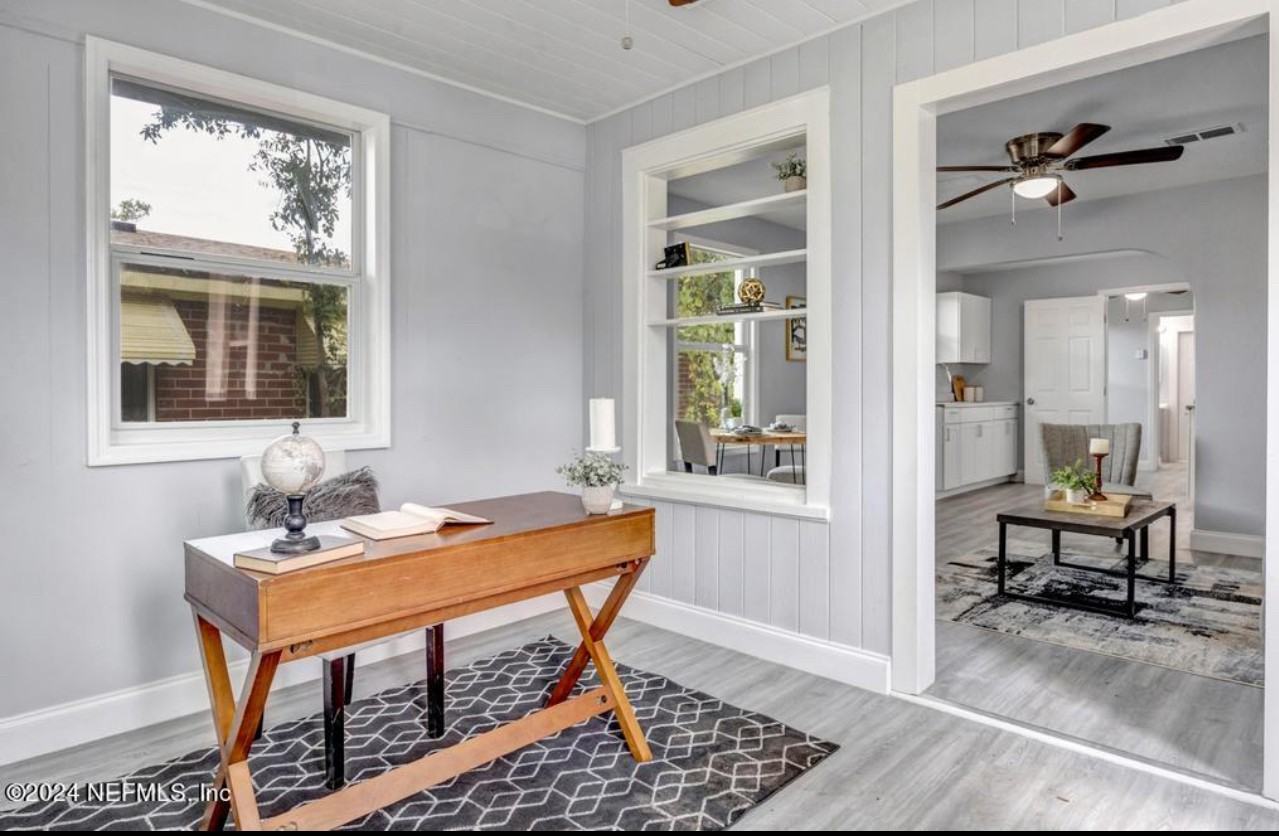 1721 Campus St #1 - Photo 2 of 7