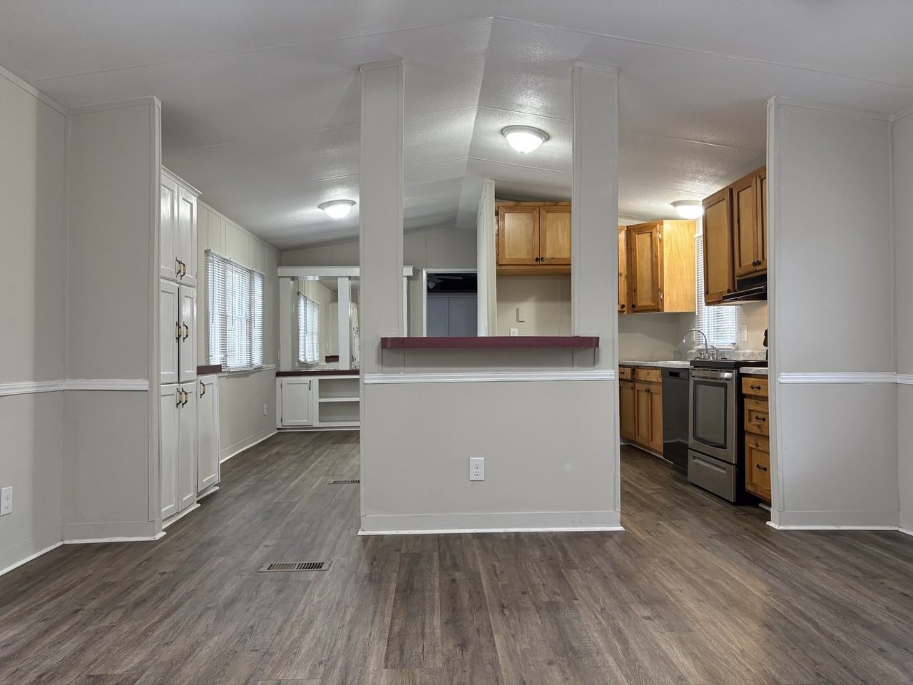 237 Laurel Ln #1 - Photo 3 of 23