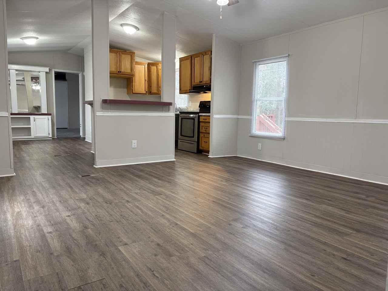 237 Laurel Ln #1 - Photo 4 of 23