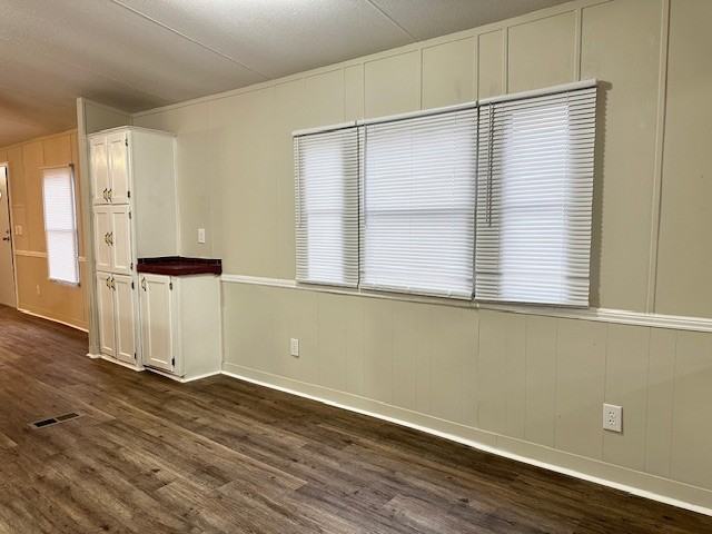 237 Laurel Ln #1 - Photo 7 of 23