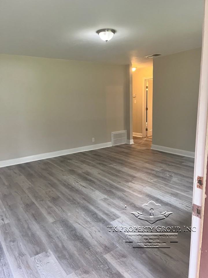 10728 Cedar Ave #1 - Photo 7 of 14