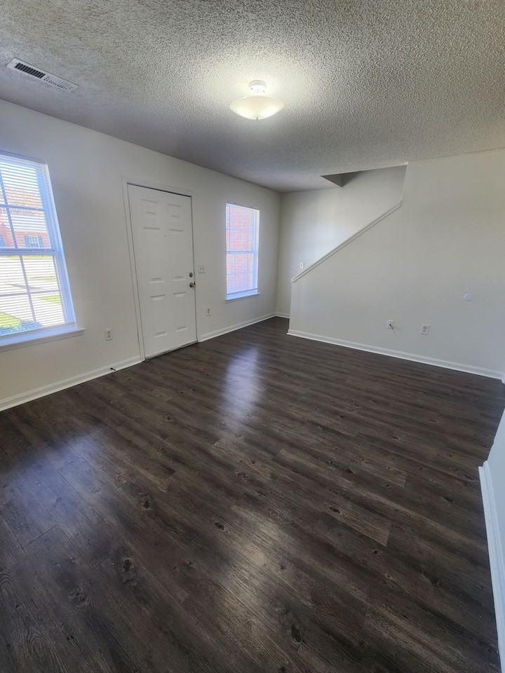 Castlewood Apartments - Photo 2 of 23