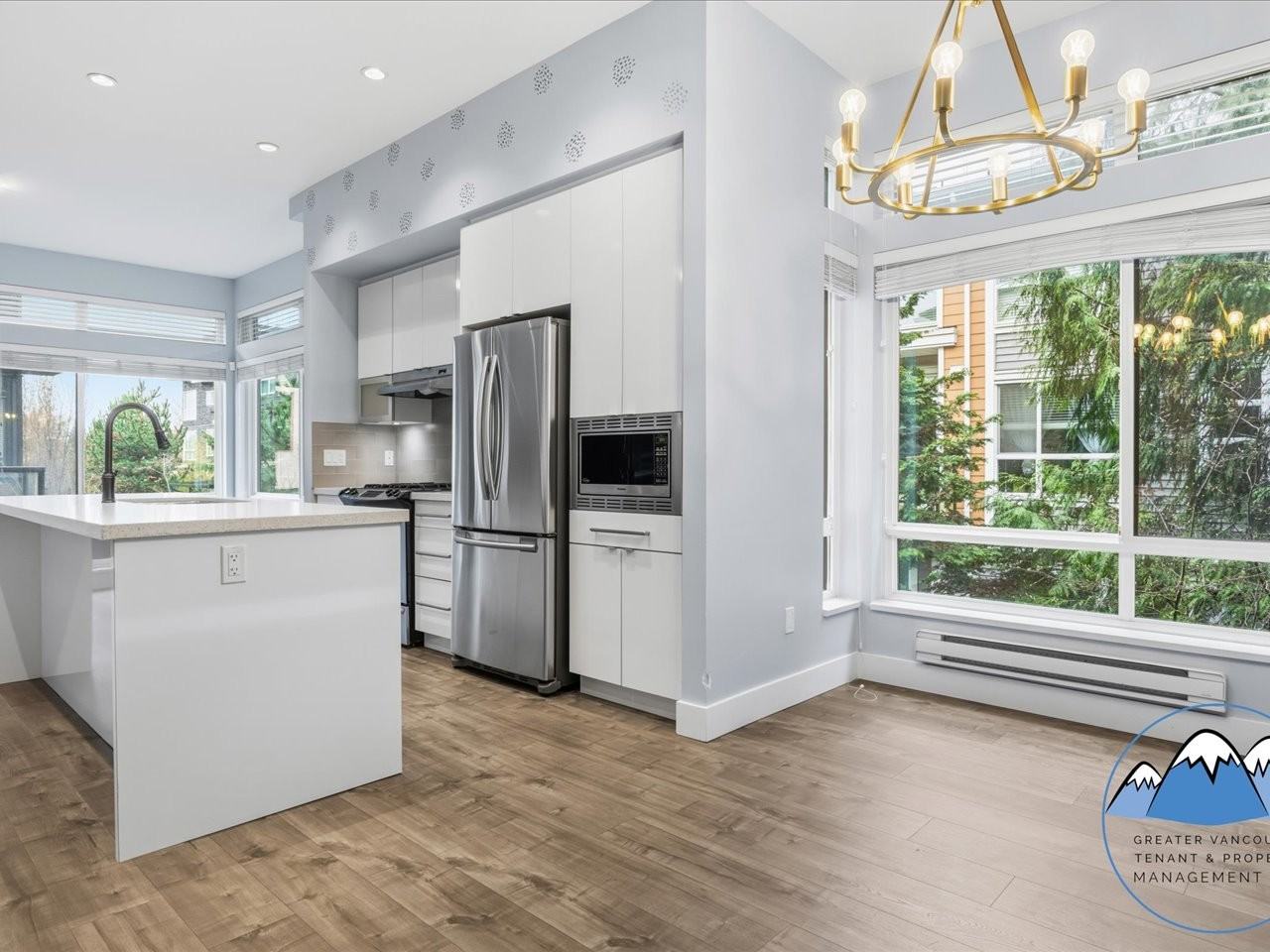 7811 209 St - Photo 6 of 29