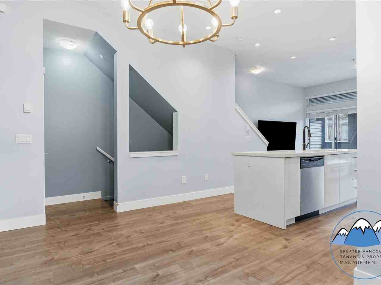 7811 209 St - Photo 7 of 29