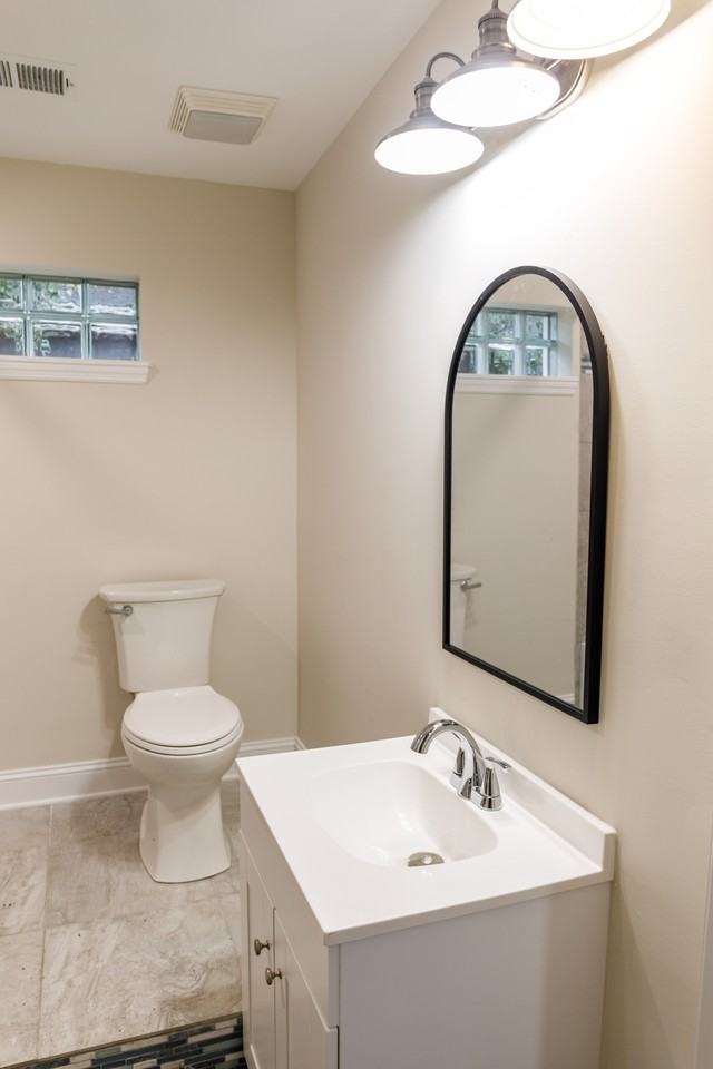 1916 2nd Dr #B - Photo 5 of 27