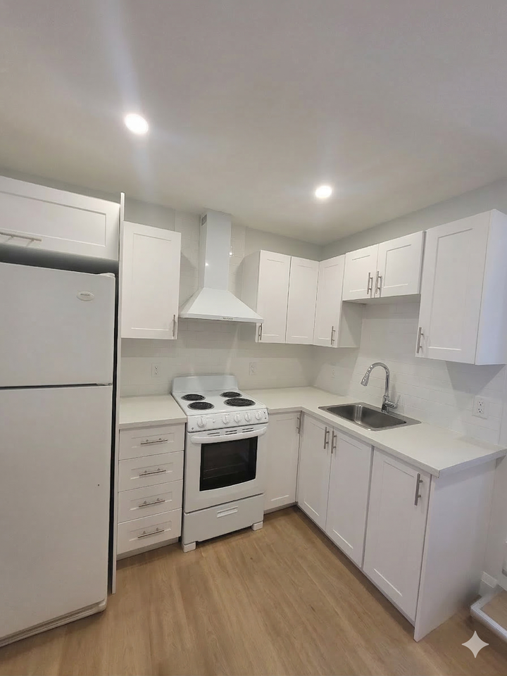 132 Merner Ave #3 - Photo 3 of 6