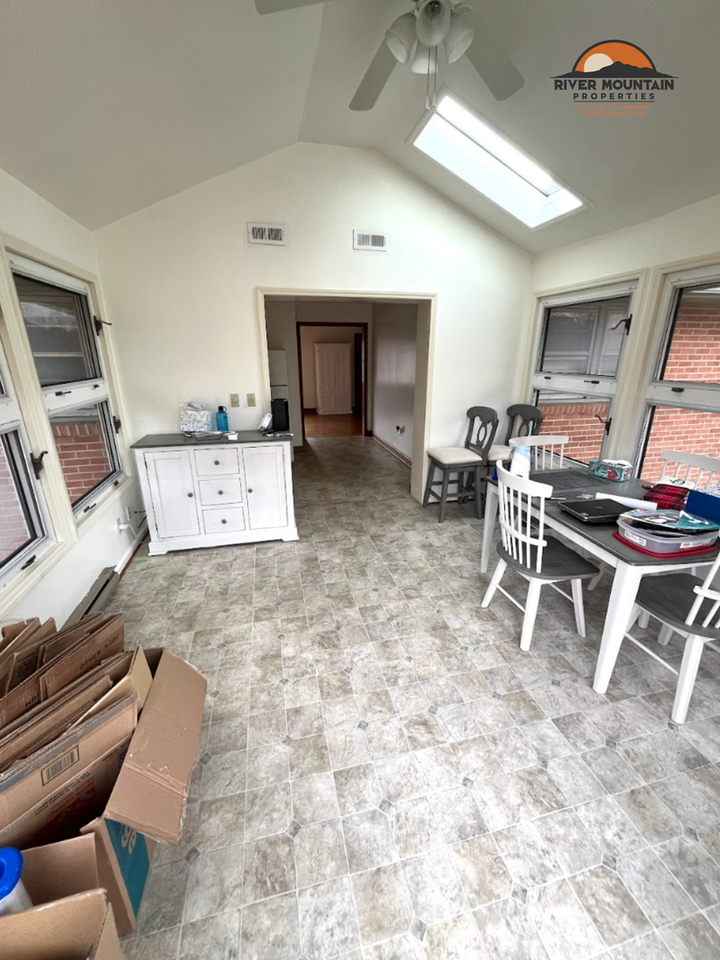 600 Broce Dr - Photo 5 of 22