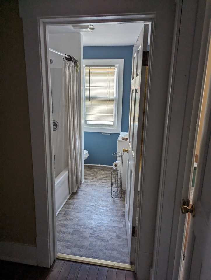 1305 W Macon St #1 - Photo 7 of 14