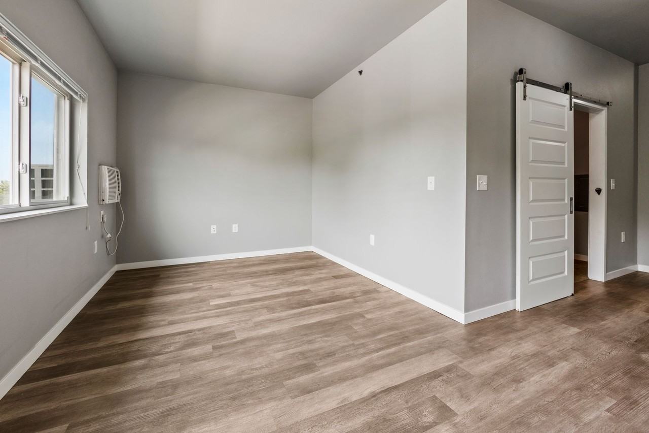 Wilmot Estates Apartments - Photo 5 of 50