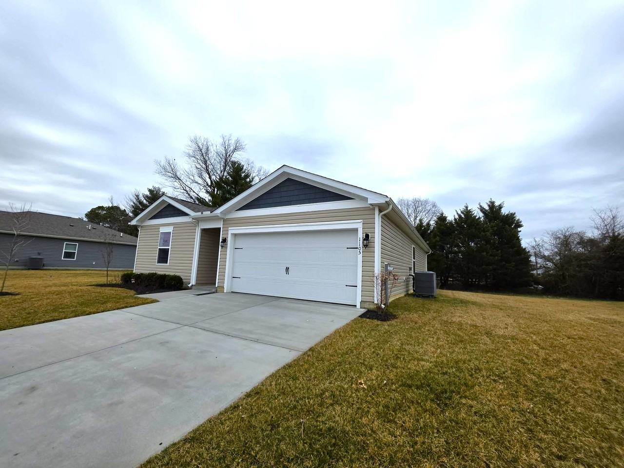 1105 Albritton Ln #1 - Photo 4 of 37