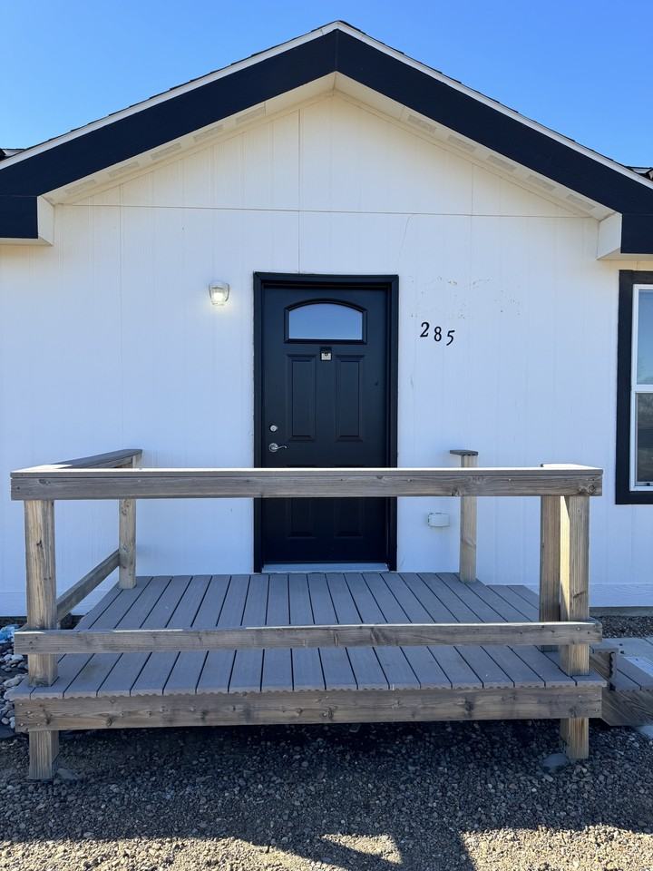 285 Sw Sky Blue Way #1 - Photo 3 of 50