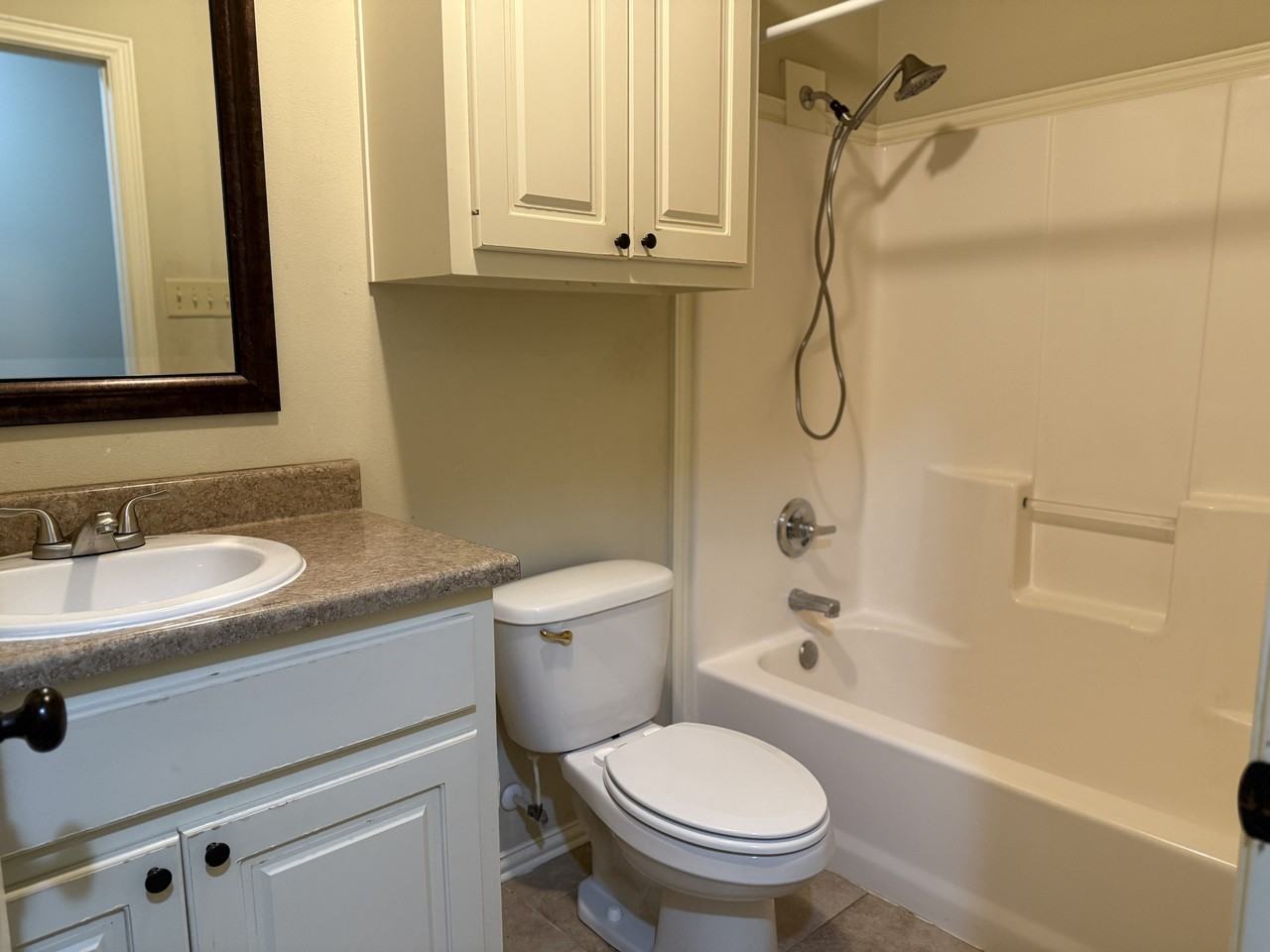 2624 112th St #1 - Photo 7 of 9